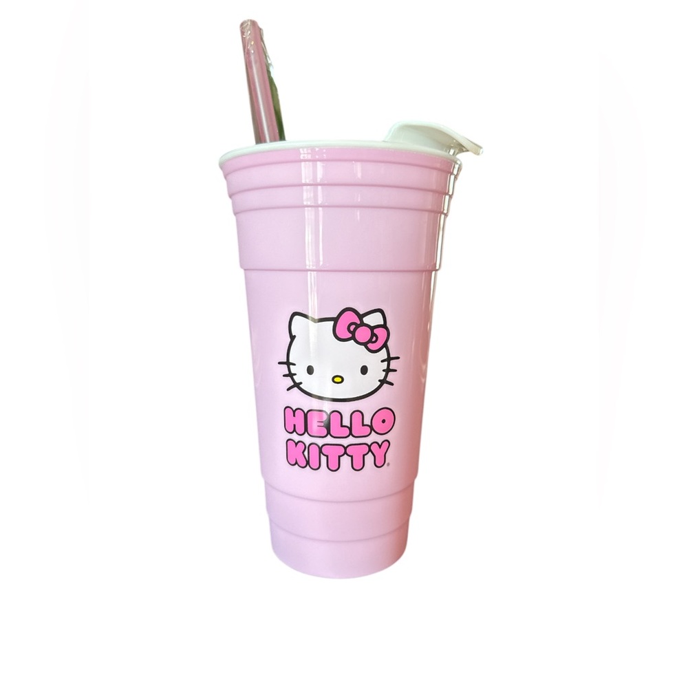 NEW Silver Buffalo Hello Kitty Logo Plastic 32oz Tumbler with‎ Lid and Straw